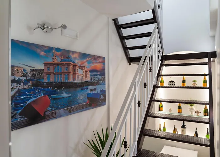 La Corte Guest House